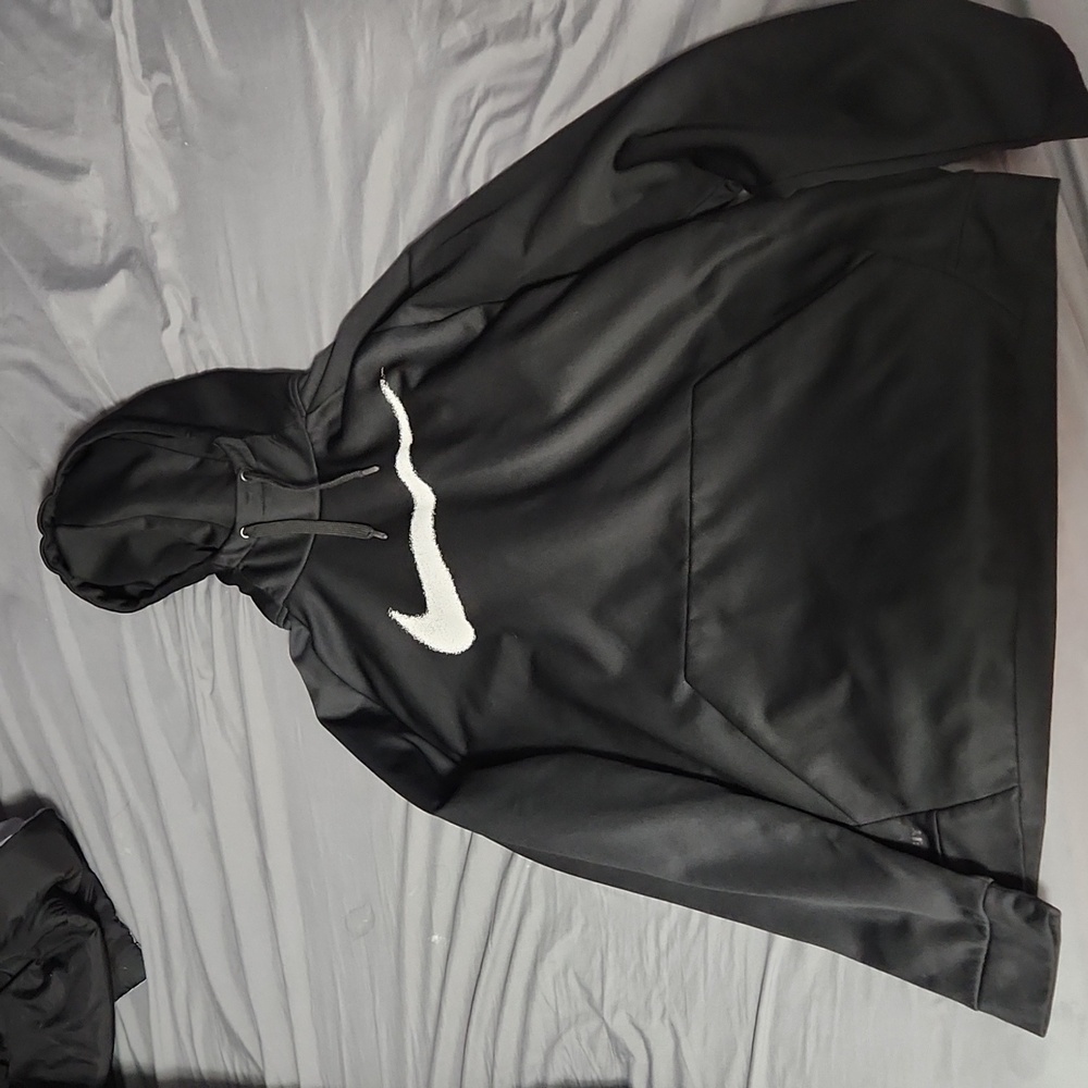 Nike dri fit hoodie. Large.